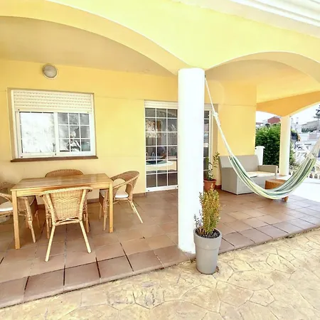 Charming In With Private Pool Villa